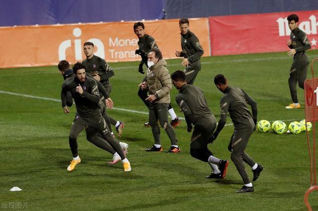 
马德里竞技备战西甲联赛 球队盼走出失利阴影 重回榜首：panda sports(图4)